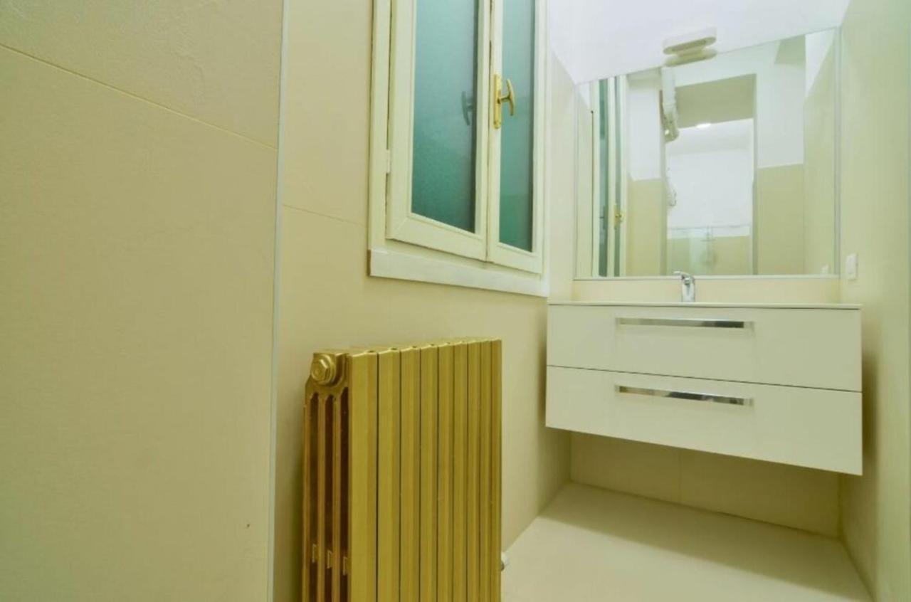 Bacone Liberty Olimpia Apartment มิลาน ภายนอก รูปภาพ